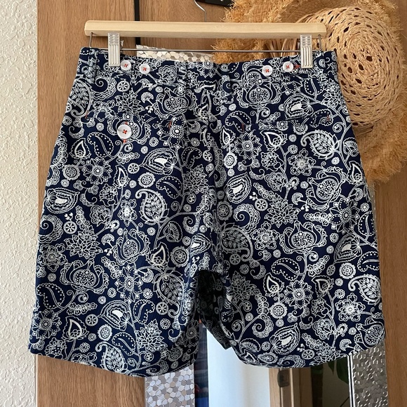 KWANYO Parsley embroidered short pants - Picture 2 of 4